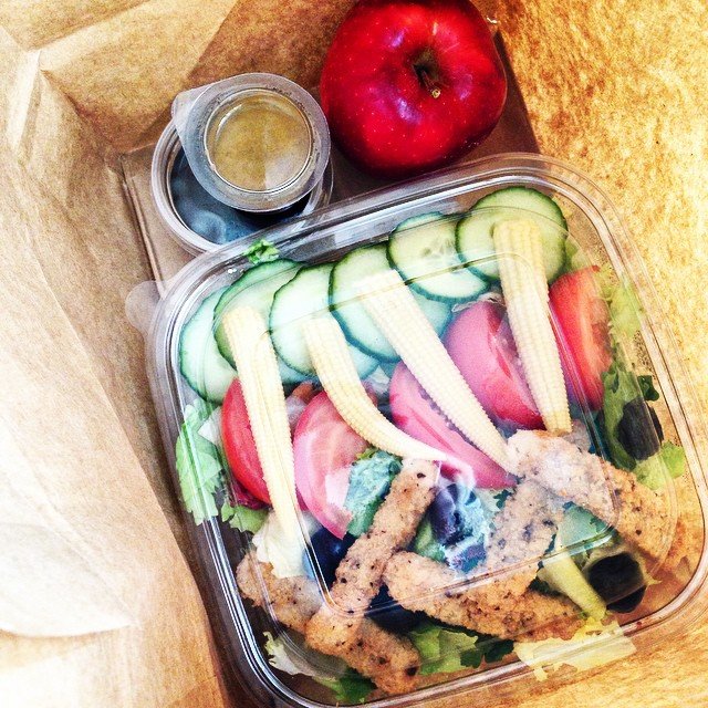 10890907_330292580499327_190921327_n